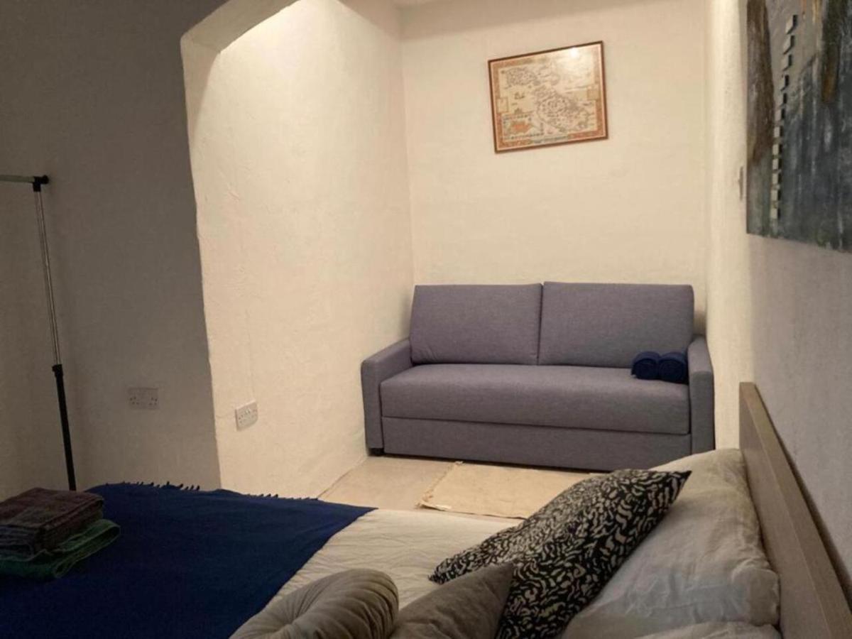 Cosy 1 Bedroom Maisonette In The Heart Of Valletta Exterior foto